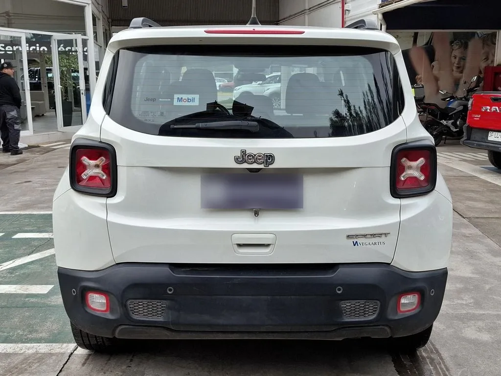 Jeep Renegade At 1.8 año 2022
