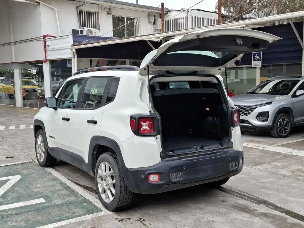 Jeep Renegade At 1.8 año 2022