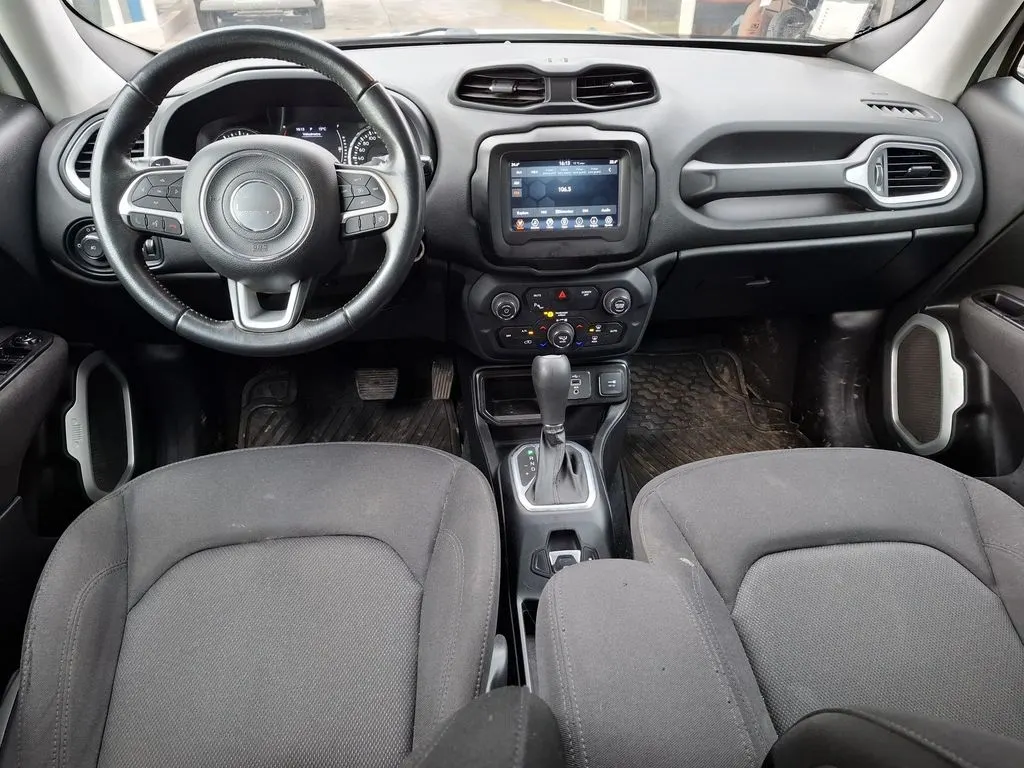 Jeep Renegade At 1.8 año 2022