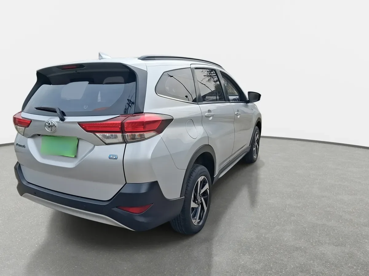 Toyota Rush 1.5 Xei 4x2 At 5p año 2022