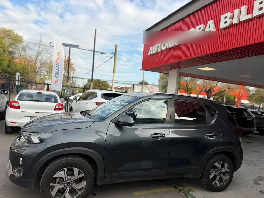 Kia Sonet 1.5 Ex 4x2 6mt 5p año 2023