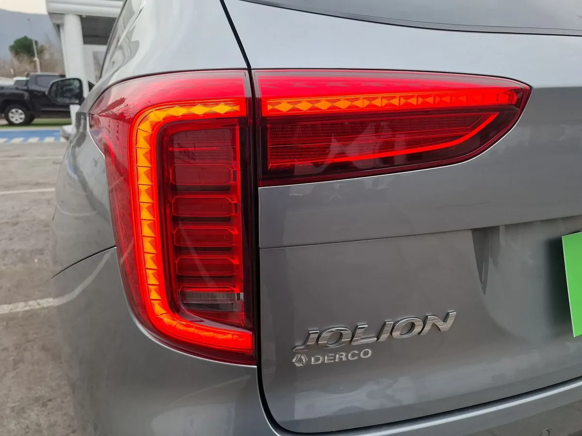 Haval Jolion 1.5t Deluxe Hybrid 4x2 At 5p año 2026