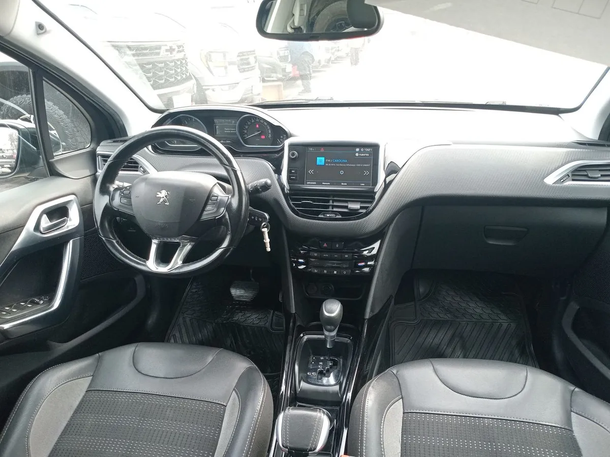 Peugeot 2008 1.5 Allure Bluehdi Diesel At 5p año 2019