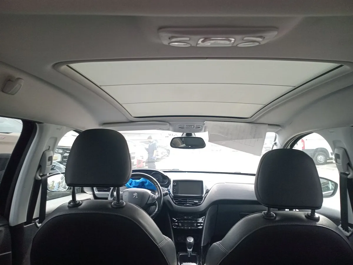 Peugeot 2008 1.5 Allure Bluehdi Diesel At 5p año 2019