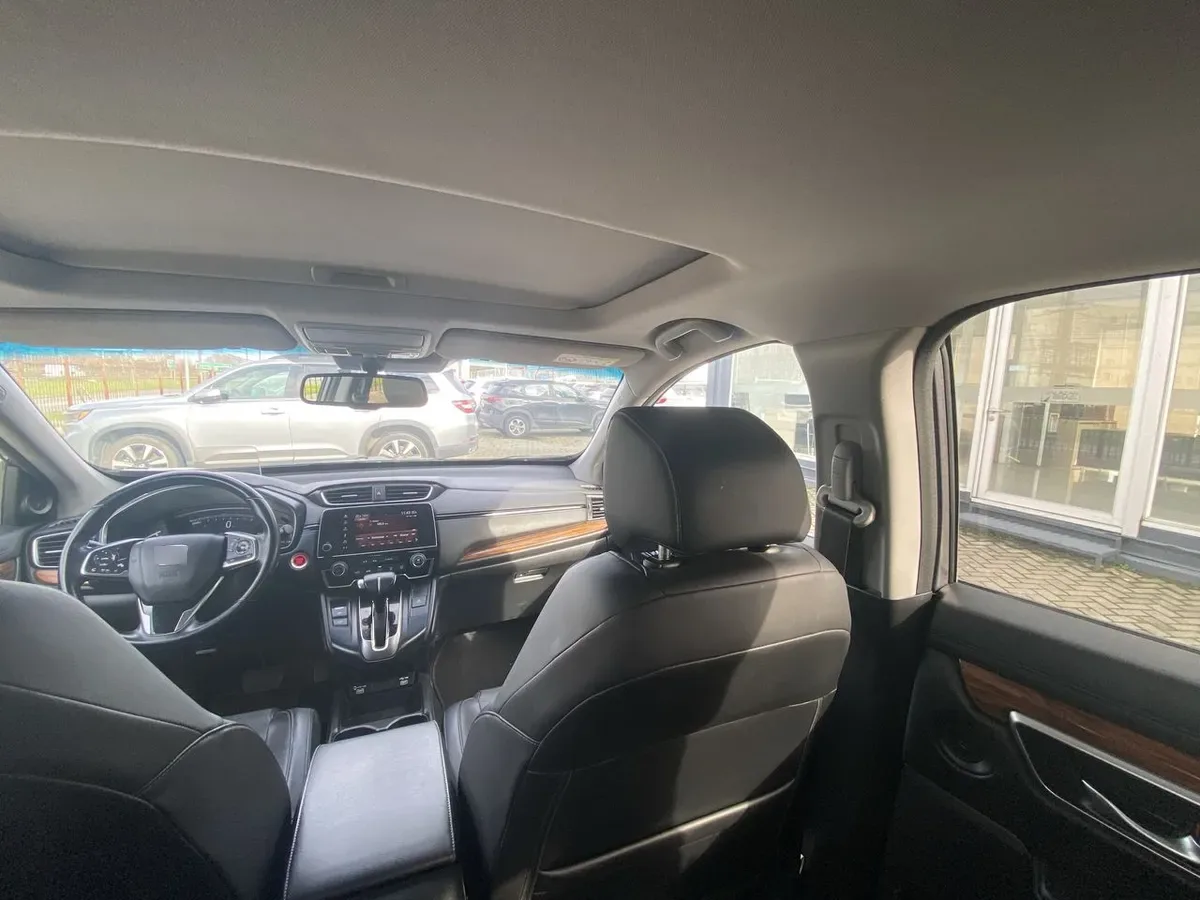 Honda Cr-V 1.5t Touring 4x4 Cvt At 5p año 2022