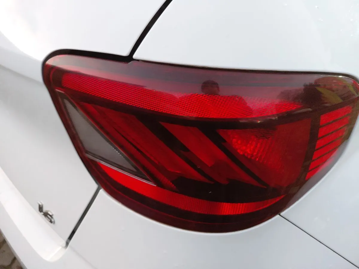 Hyundai Venue 1.6 Qx Plus 4x2 Mt 5p año 2023