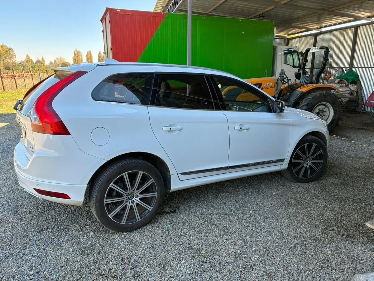 Volvo Xc60 2.4 D5 Plus1 At Diesel año 2015