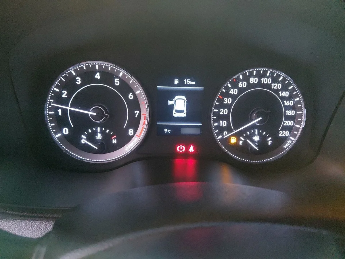 Hyundai Venue 1.6 Qx Plus 4x2 Mt 5p año 2023