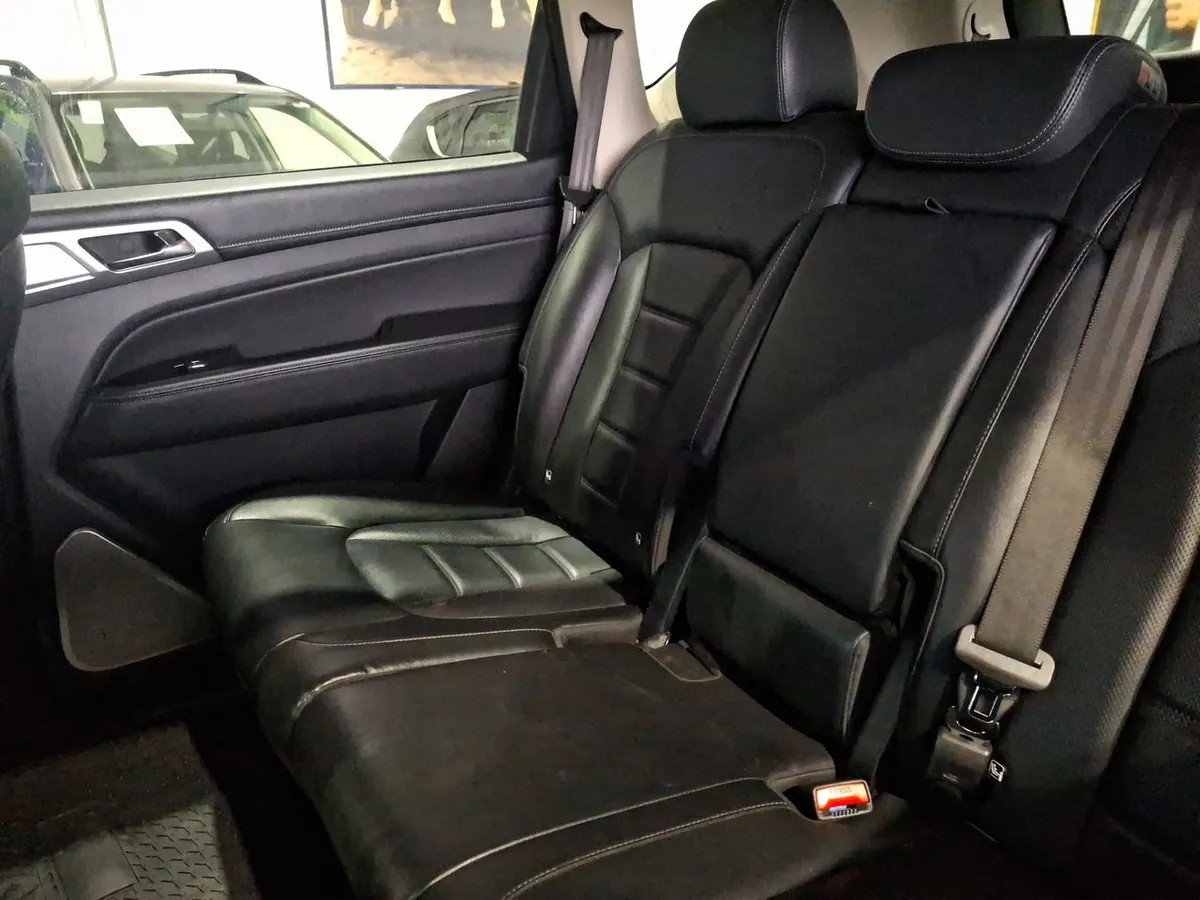 Ssangyong Rexton 2.2t Glx Diesel 4x2 6ab 8at 5p año 2023