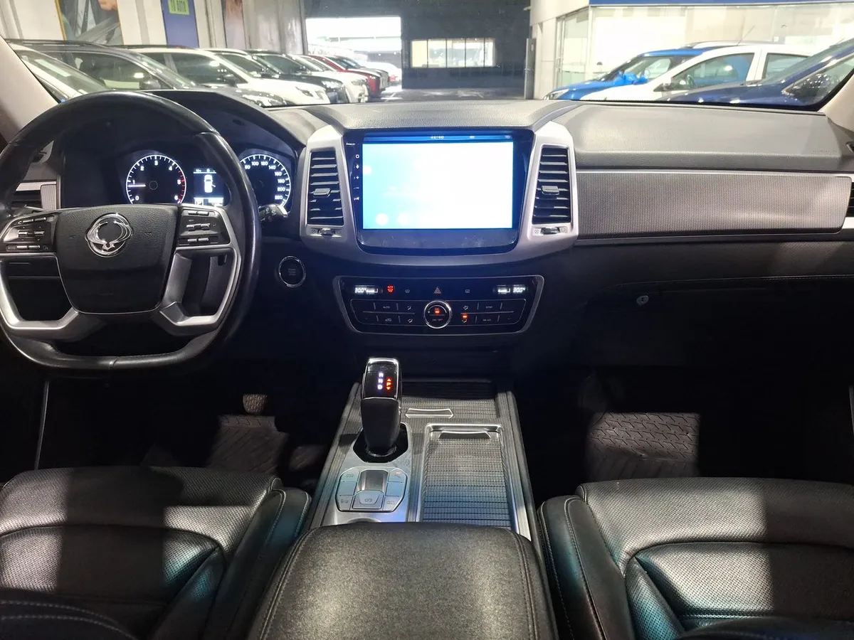 Ssangyong Rexton 2.2t Glx Diesel 4x2 6ab 8at 5p año 2023