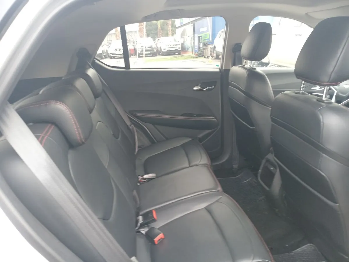 Chevrolet Groove 1.5 Premier P 4x2 Mt 5p año 2024