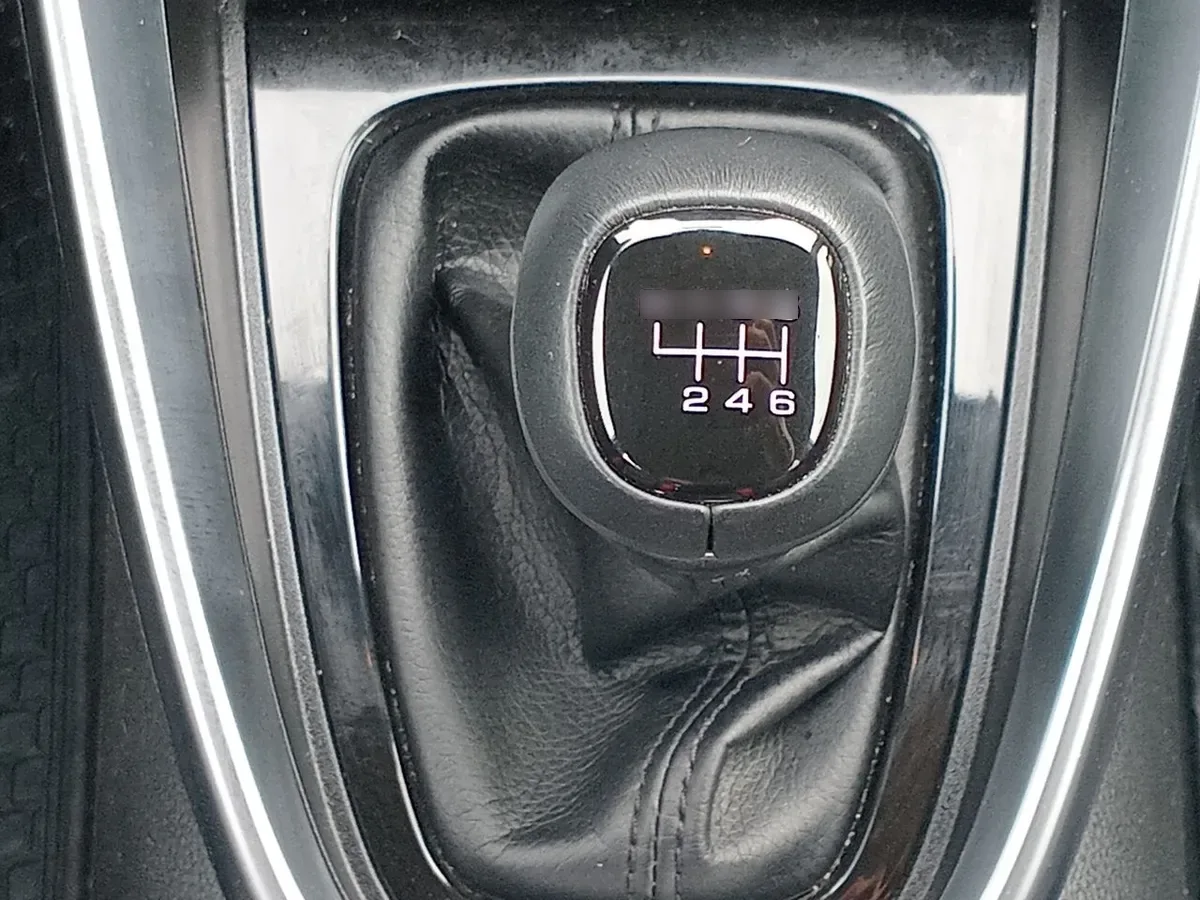 Chevrolet Groove 1.5 Premier P 4x2 Mt 5p año 2024