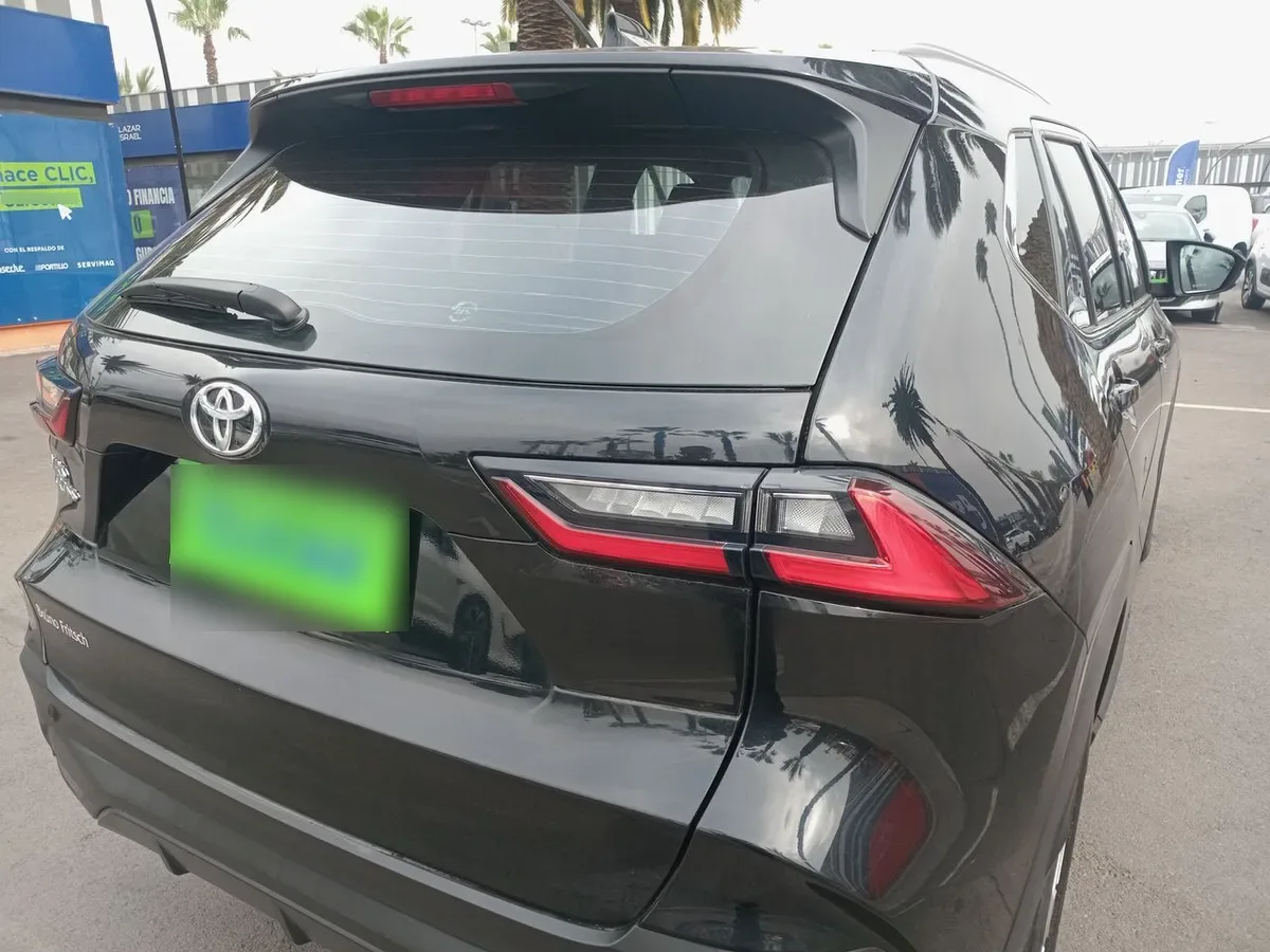 Toyota Yaris Cross 1.5 Xi 4x2 5mt 5p año 2025
