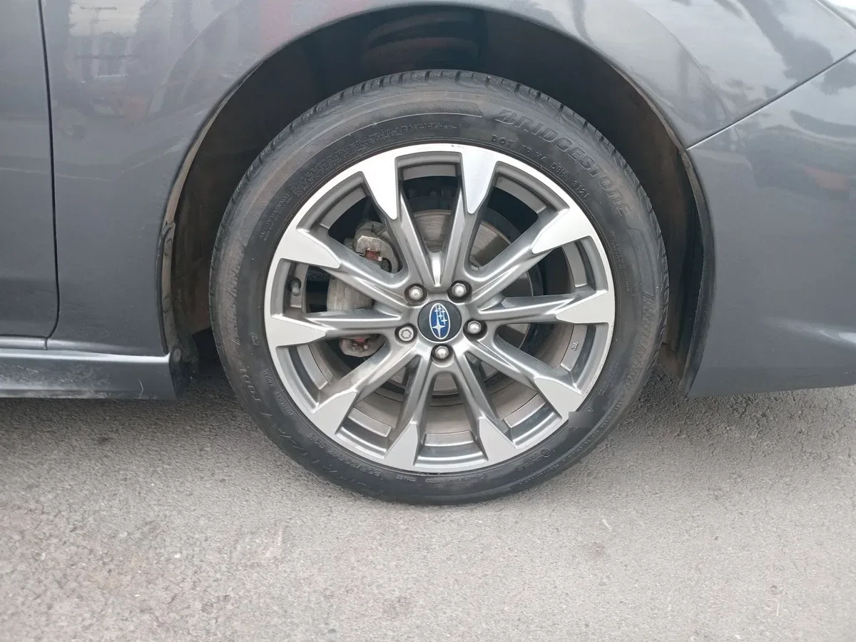 Subaru Impreza 2.0 Sport Dynamic Hb Awd Cvt At 5p año 2022