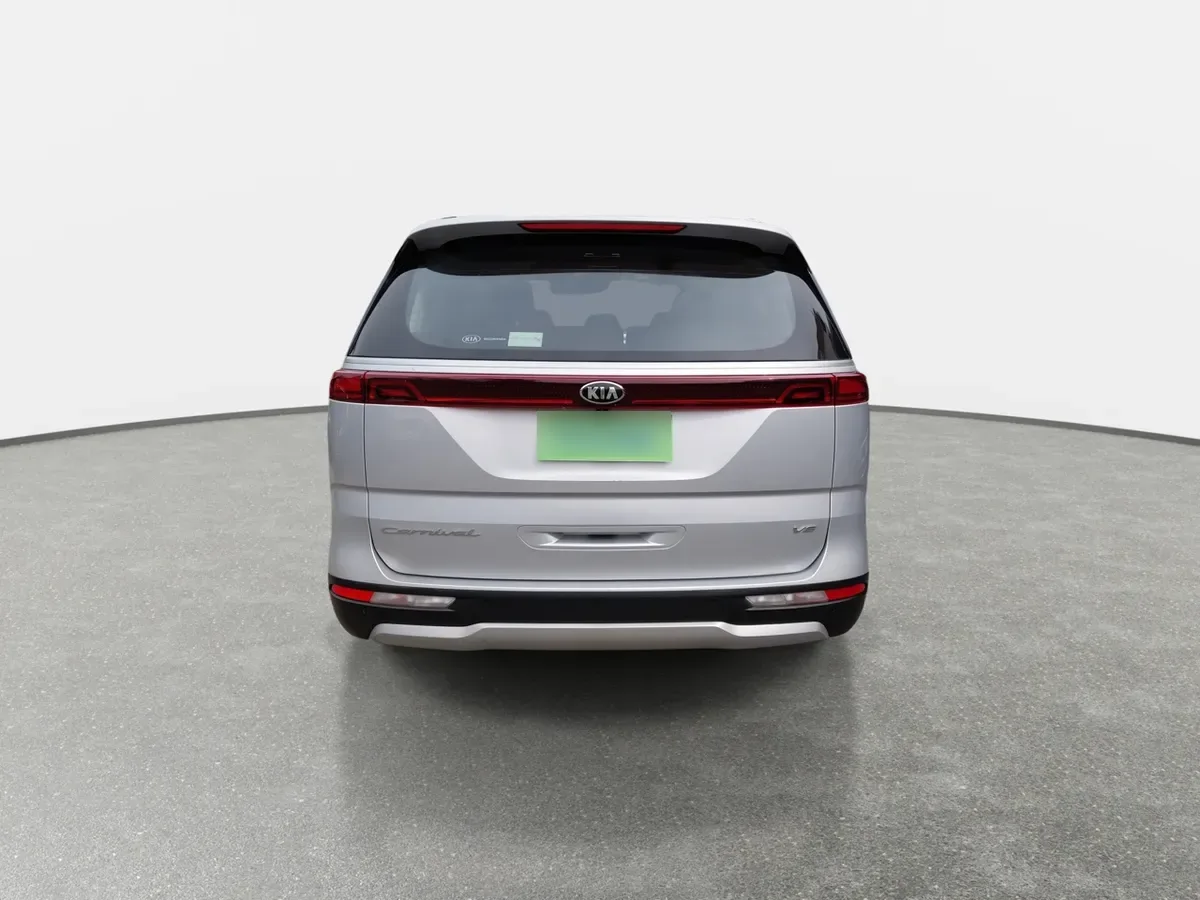 Kia Carnival 3.5 Ex 4x2 8at 5p año 2021