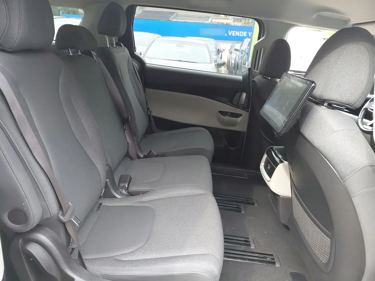 Kia Carnival 3.5 Ex 4x2 8at 5p año 2021