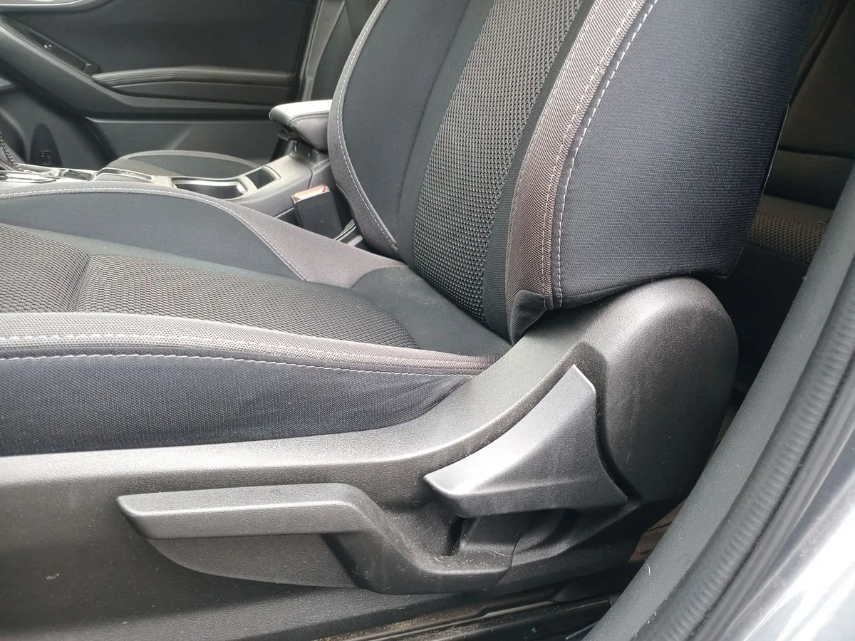 Subaru Impreza 2.0 Sport Dynamic Hb Awd Cvt At 5p año 2022