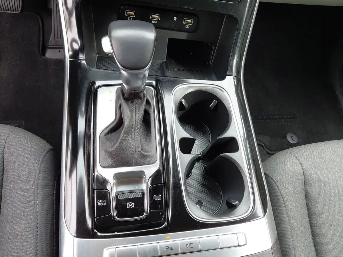 Kia Carnival 3.5 Ex 4x2 8at 5p año 2021