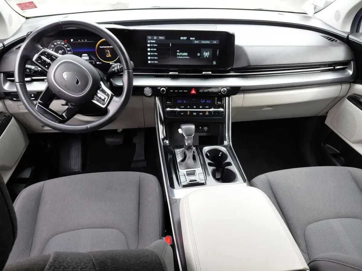 Kia Carnival 3.5 Ex 4x2 8at 5p año 2021