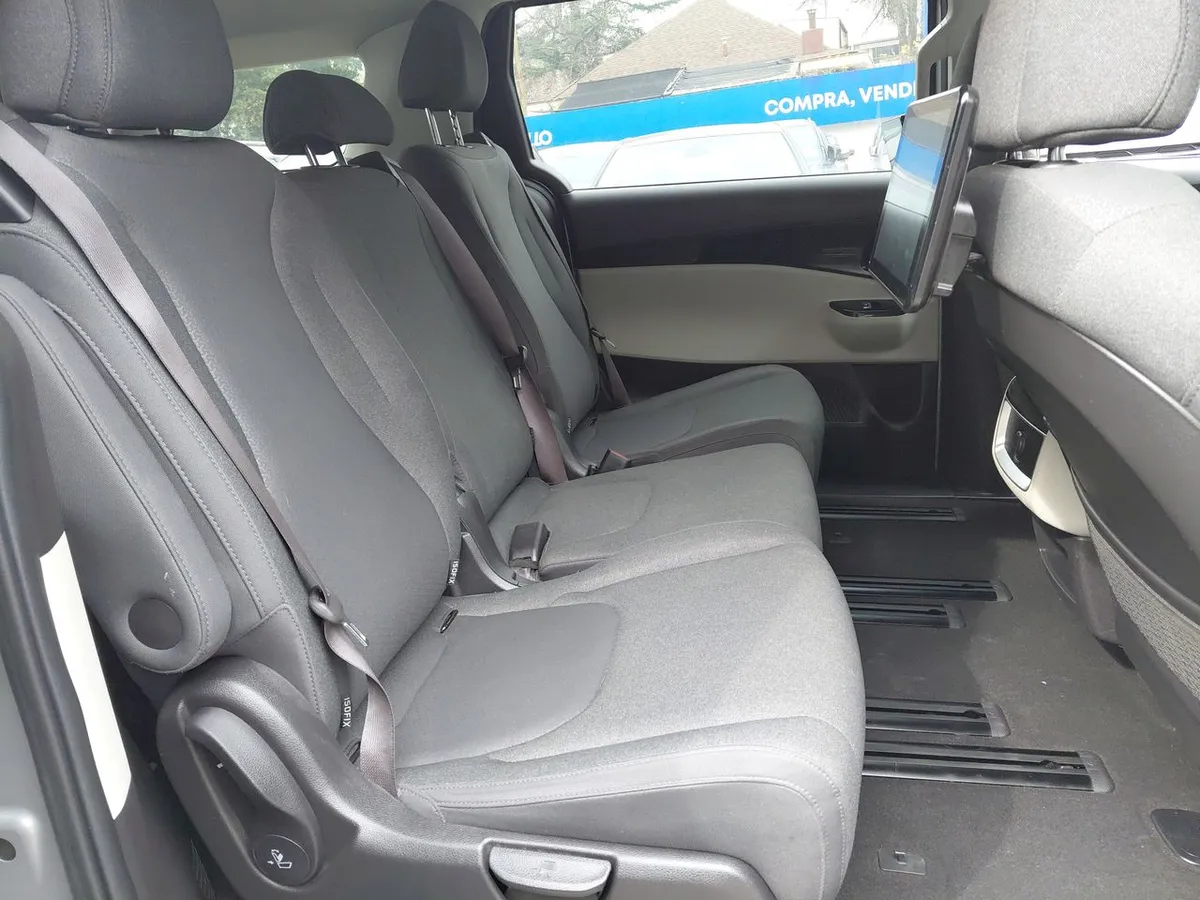 Kia Carnival 3.5 Ex 4x2 8at 5p año 2021