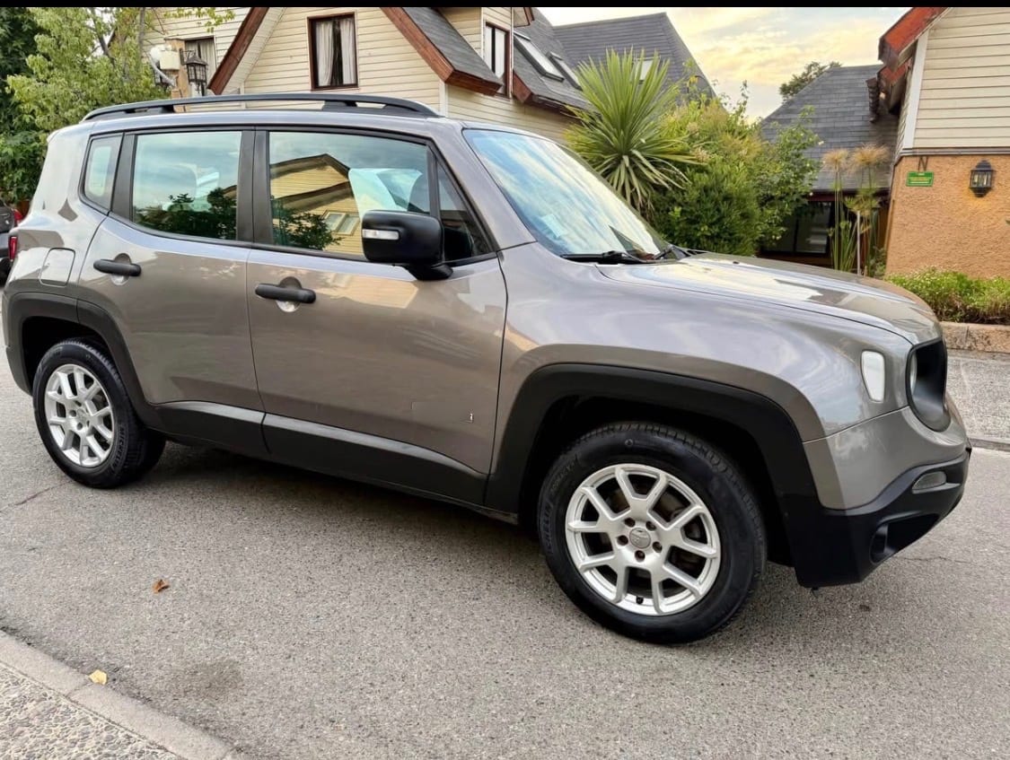 JEEP RENEGADE 1.8 Sport Lx At año 2022