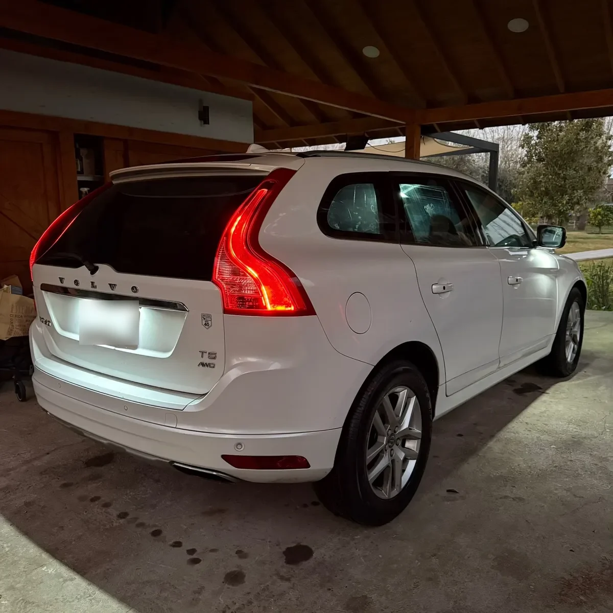 VOLVO XC60 2.0 D5 Momentum At 4x4 Diesel año 2017