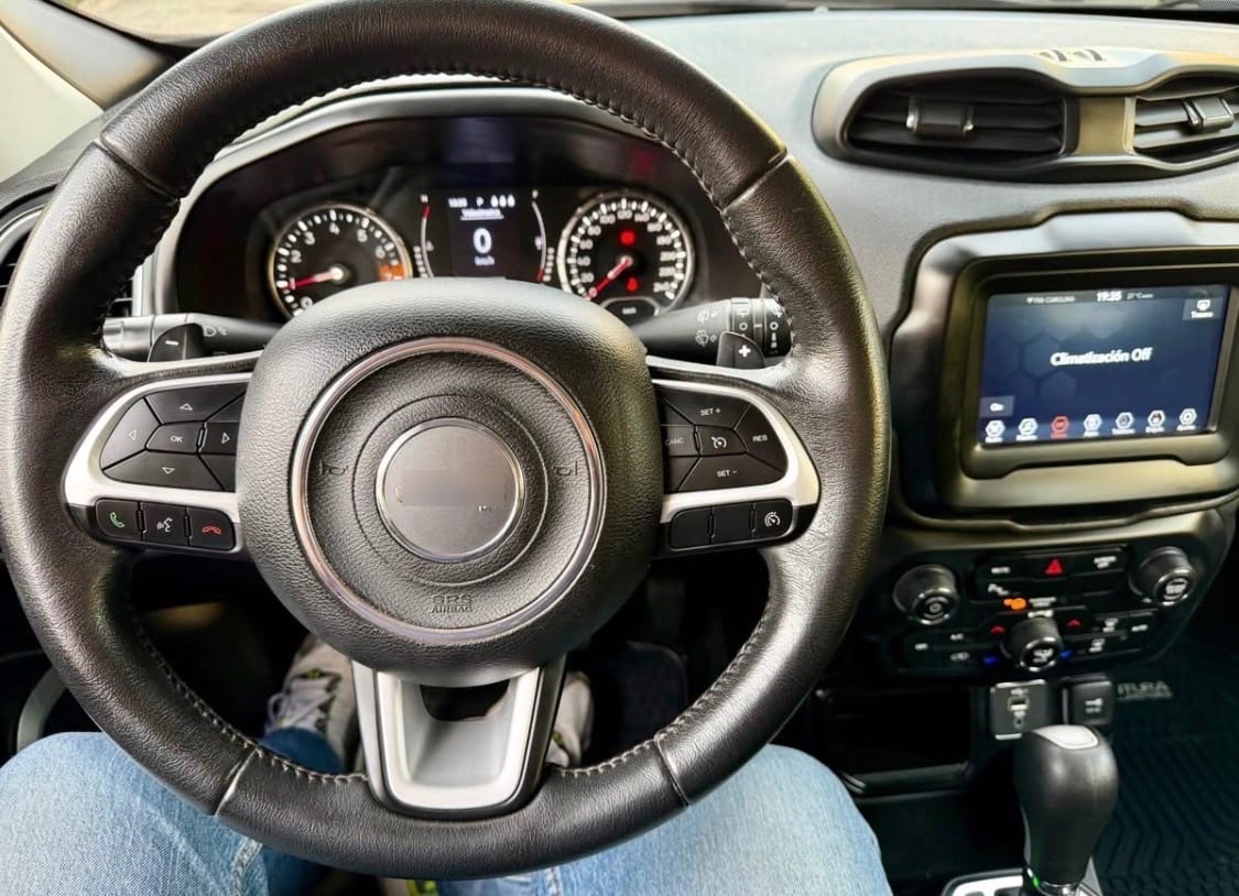 JEEP RENEGADE 1.8 Sport Lx At año 2022