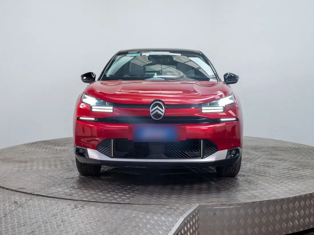 Citroen C4 C4 Max Hybrid 136hp At año 2025