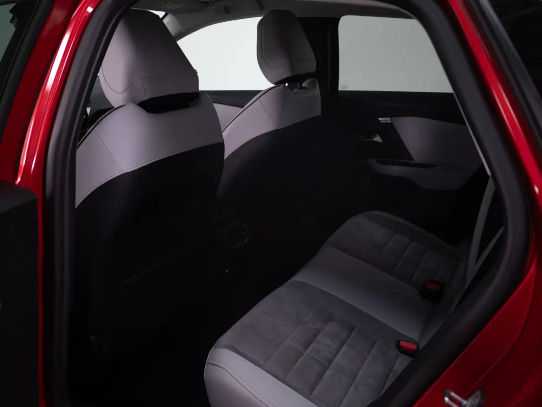 Citroen C4 C4 Max Hybrid 136hp At año 2025