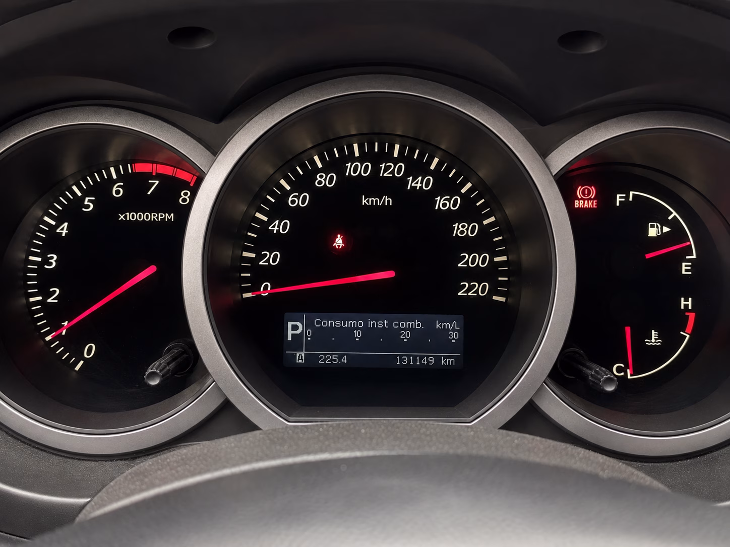 Suzuki Grand Nomade Glx año 2014