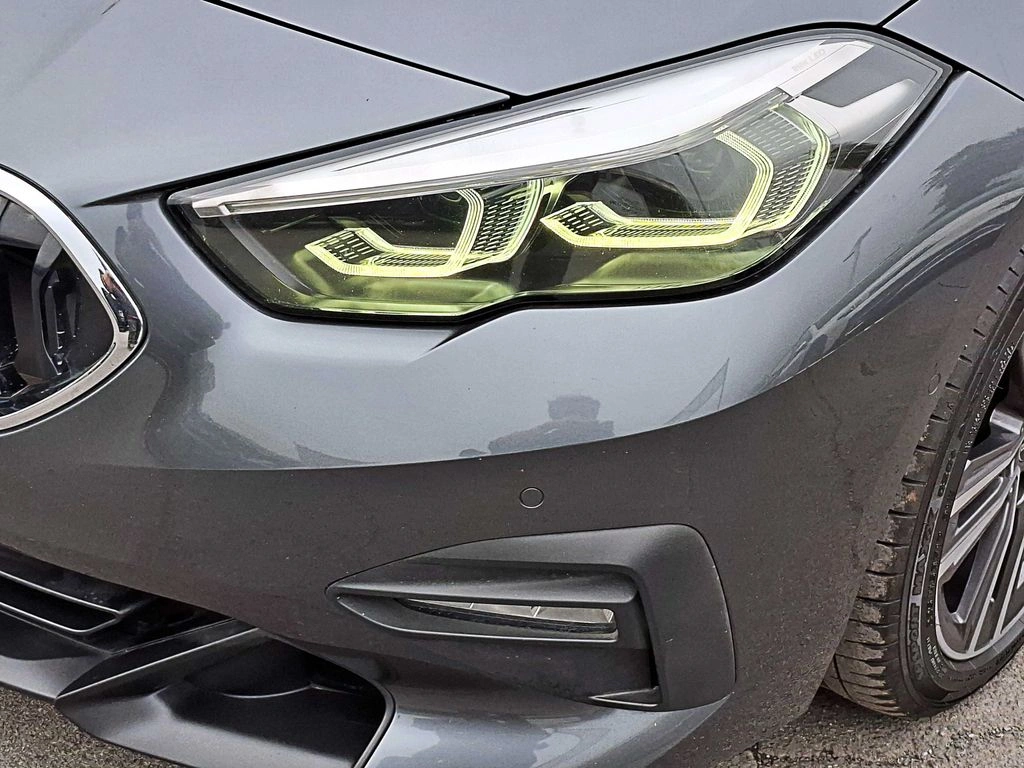 BMW 218 At año 2021