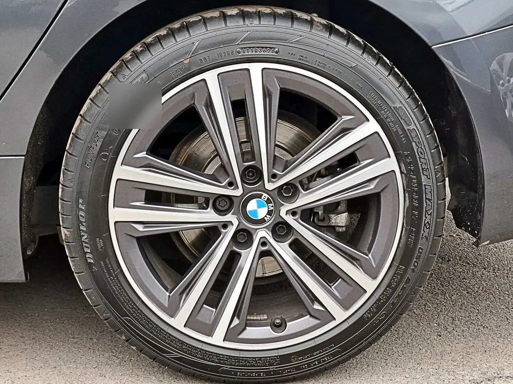 BMW 218 At año 2021