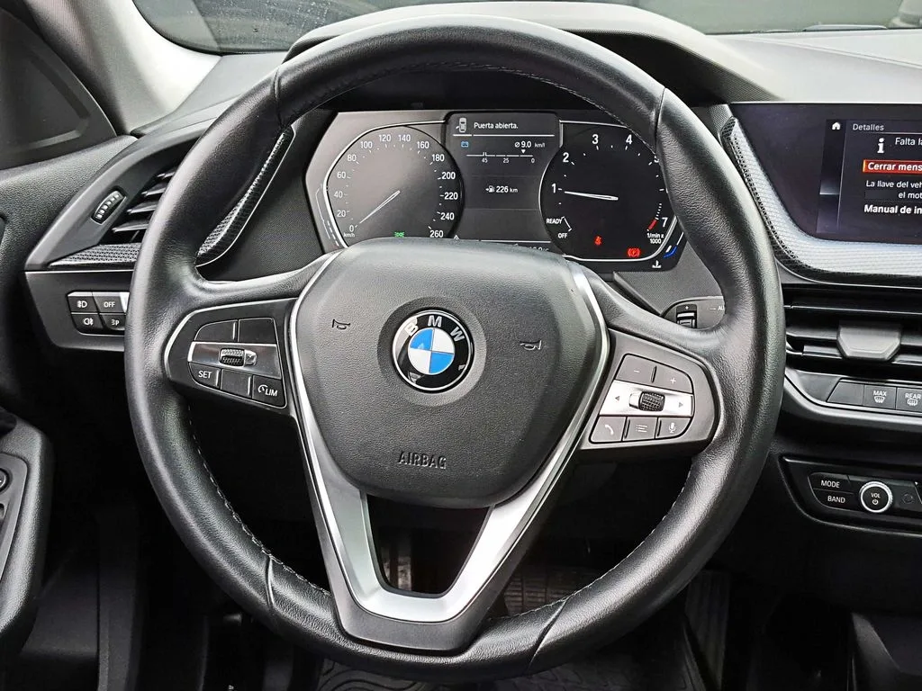 BMW 218 At año 2021