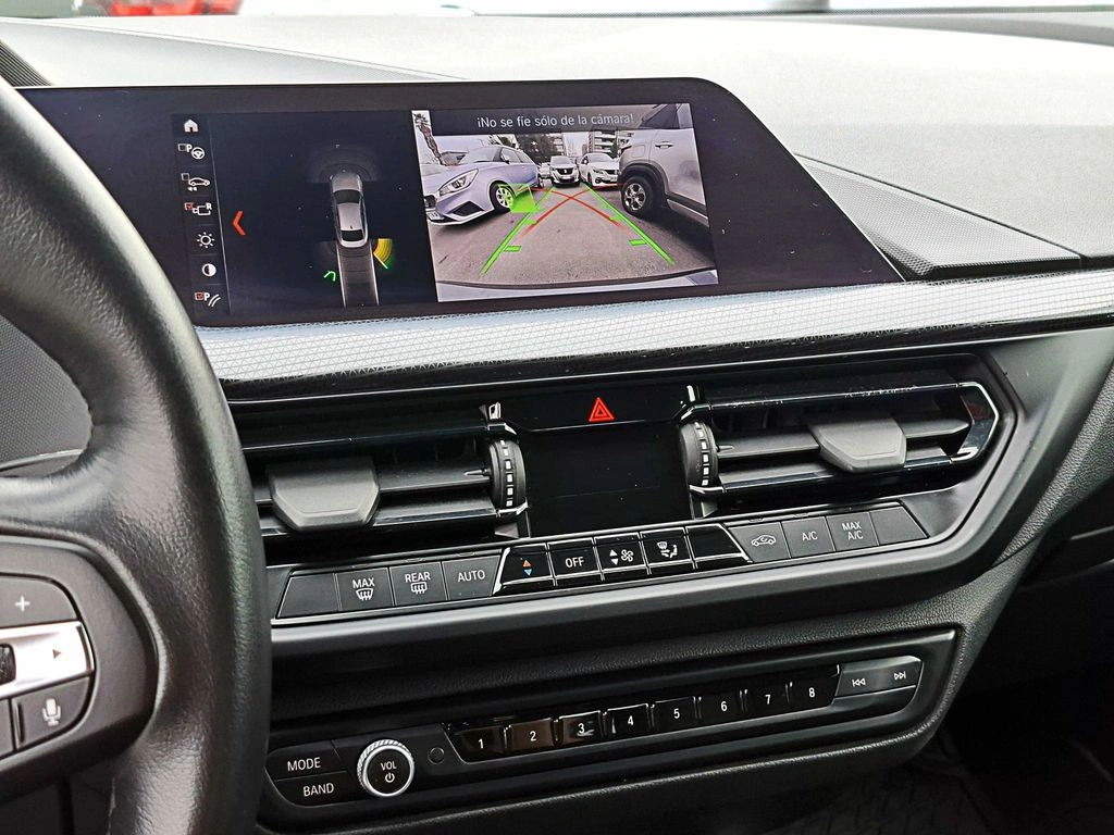 BMW 218 At año 2021