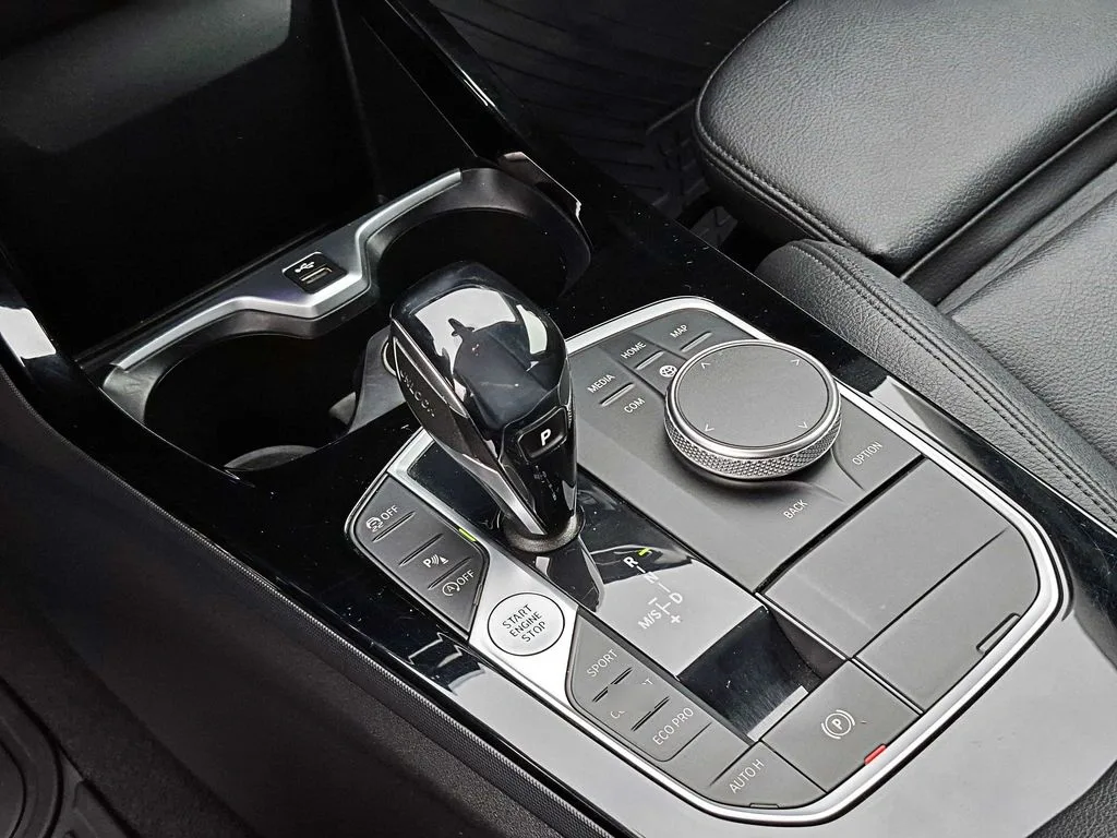 BMW 218 At año 2021