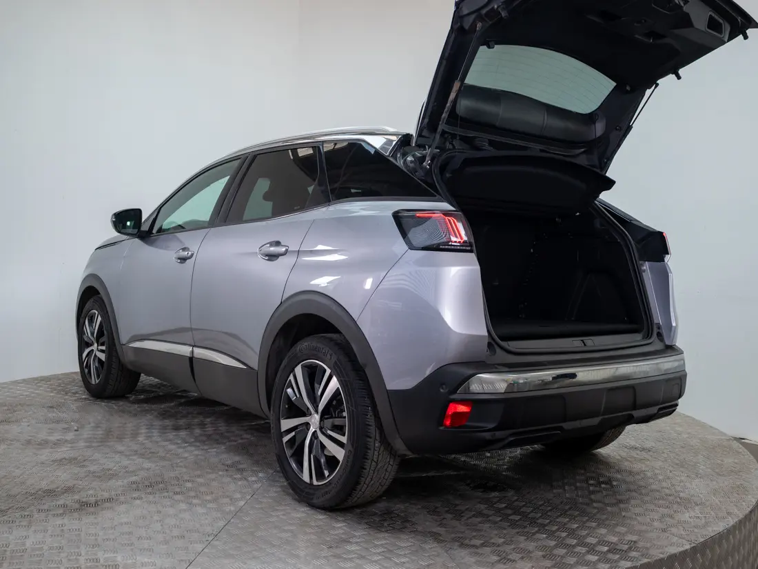 Peugeot 3008 1.5 Allure Pack Bluehdi 130 At Diesel año 2025