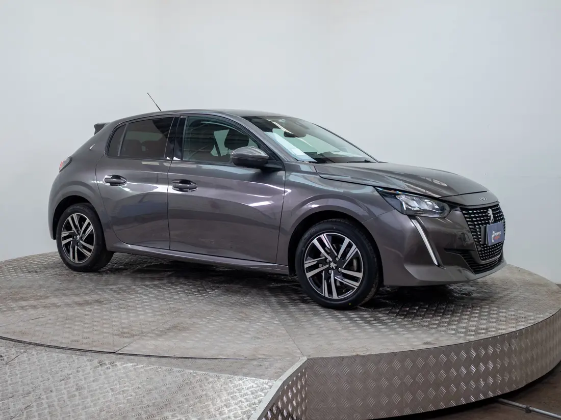 Peugeot 208 208 1.2 Allure Pack Puretech 130 At año 2022