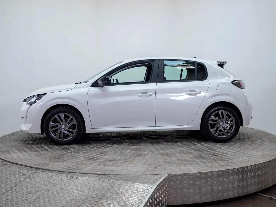 Peugeot 208 208 1.2 Active Pack Puretech 100 At año 2022
