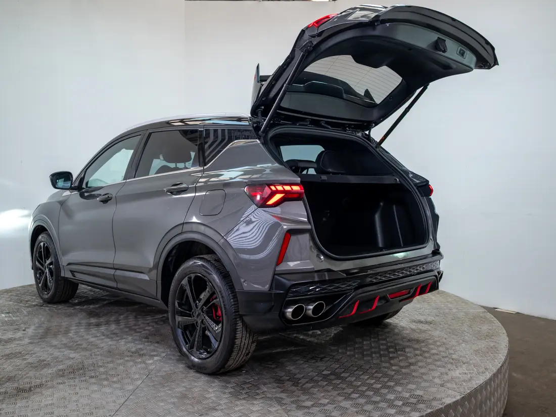 Geely Coolray 1.5 Sport 7dct At año 2023