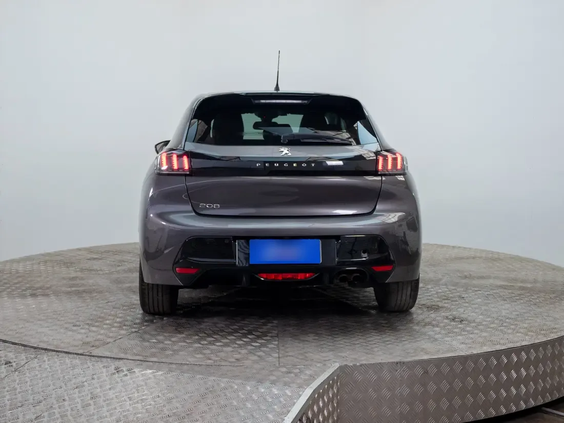 Peugeot 208 208 1.2 Allure Pack Puretech 130 At año 2022