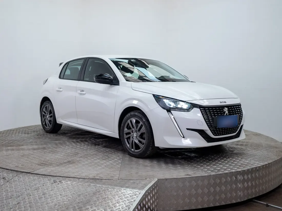 Peugeot 208 208 1.2 Active Pack Puretech 100 At año 2022