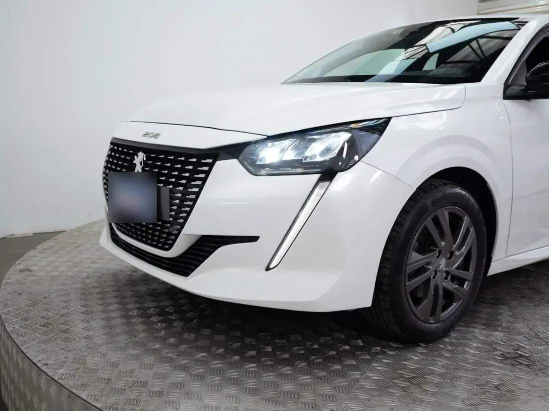 Peugeot 208 208 1.2 Active Pack Puretech 100 At año 2022