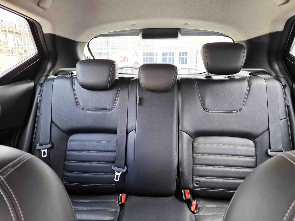 Nissan Kicks 1.6 Exclusive 4x2 Cvt At 5p año 2022