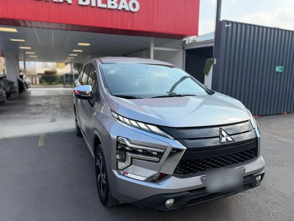 Mitsubishi Xpander Glx año 2024