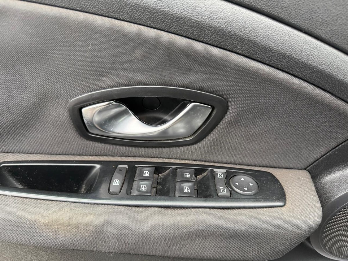 Renault Megane Iii 2.0 Mt6 año 2012