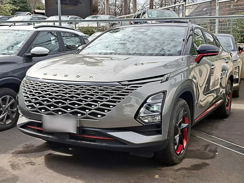Omoda C5 1.6 T Prestige At año 2024