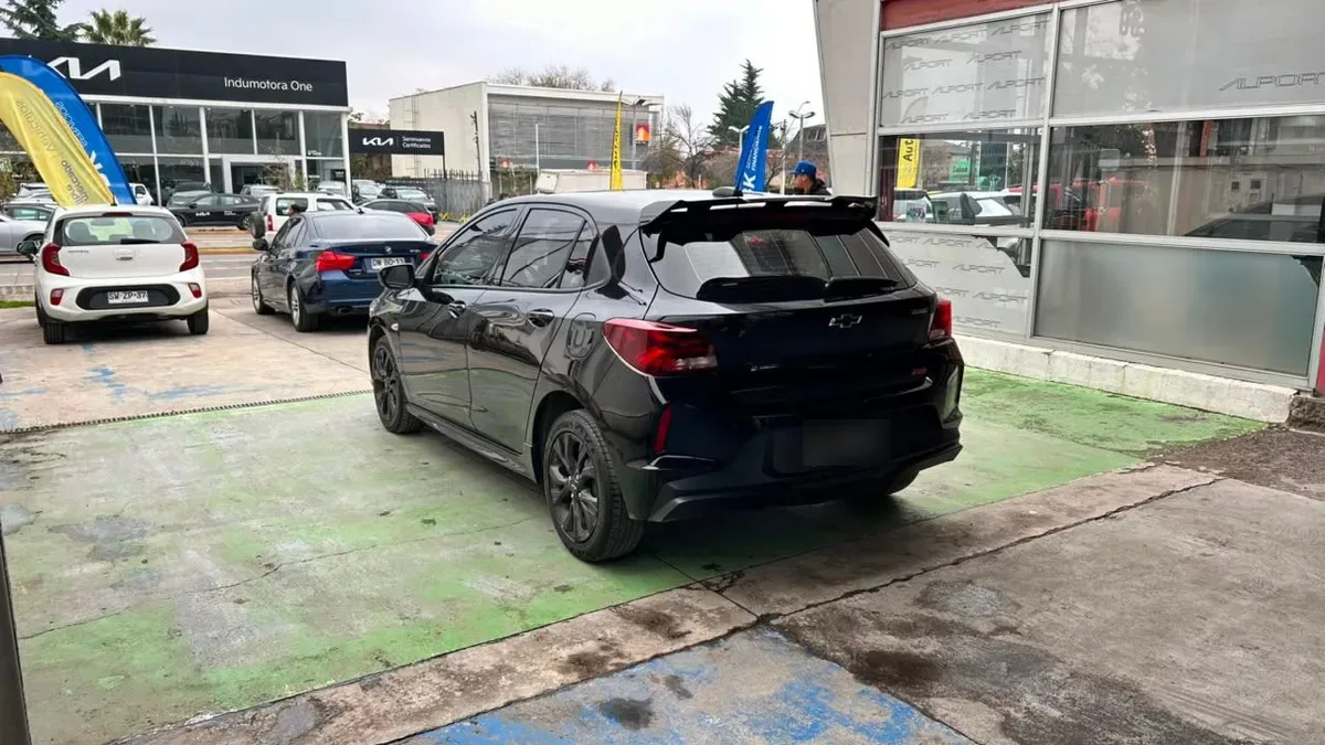 Chevrolet Onix Turbo Hb Rs 1.0 Mt año 2023