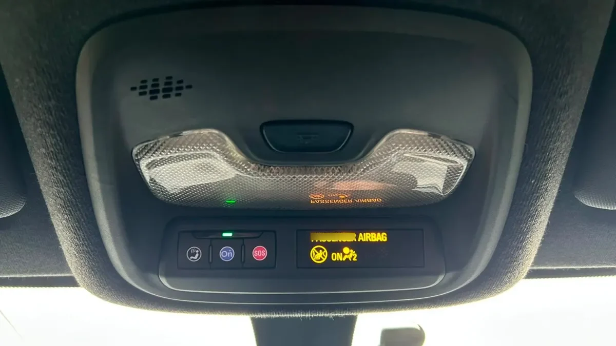 Chevrolet Onix Turbo Hb Rs 1.0 Mt año 2023