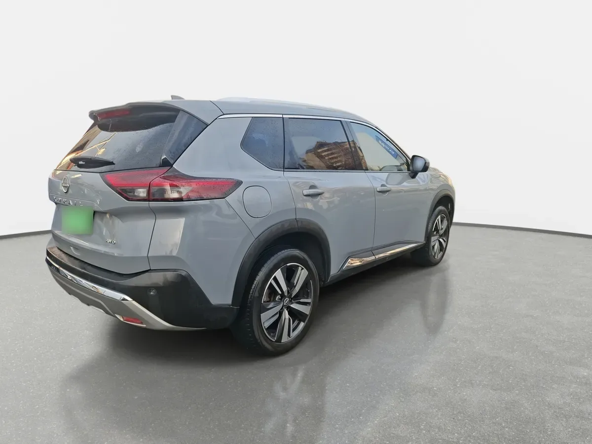 Nissan X-Trail 2.5 Exclusive 4x4 3row Cvt At 5p año 2024