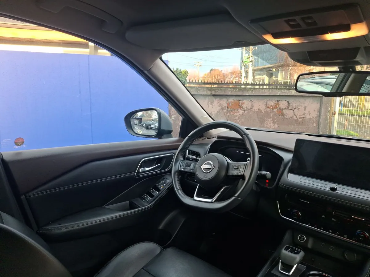 Nissan X-Trail 2.5 Exclusive 4x4 3row Cvt At 5p año 2024
